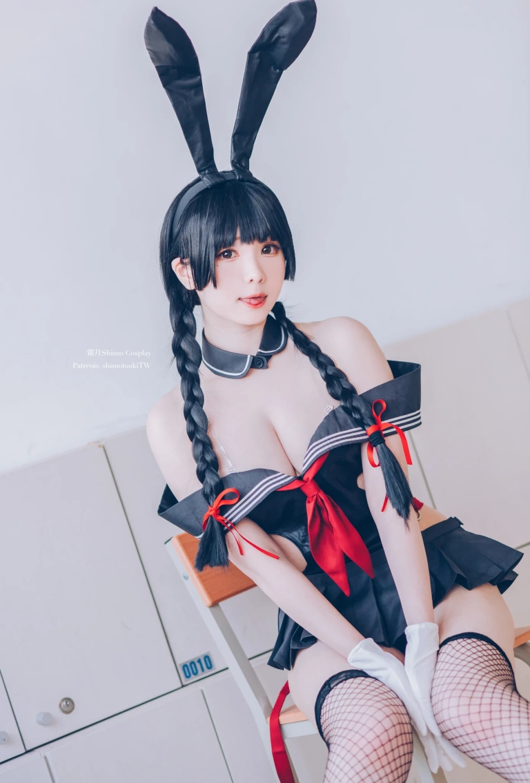 《卯月桃子 水手服兔女郎》｜霜月shimo · 19张写真