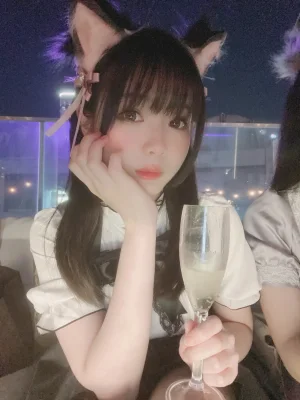 《Fantia 2021年12月会员合集（8期）》｜霜月shimo · 118张写真