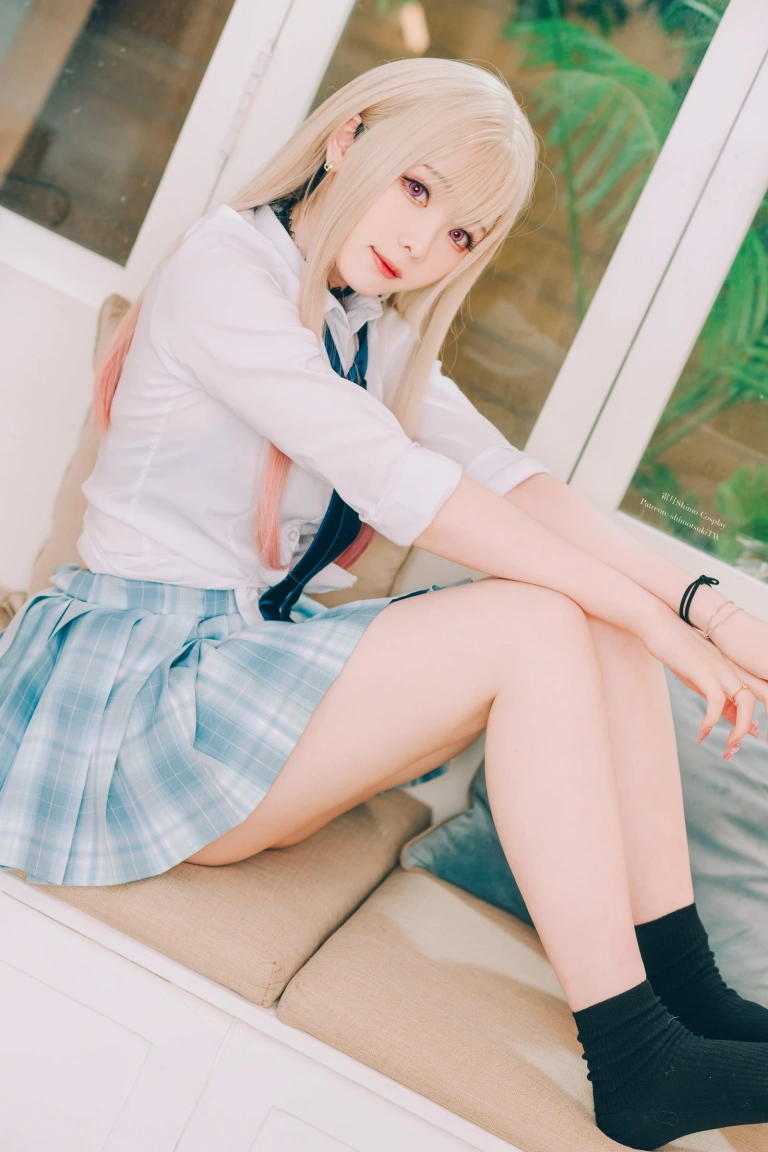 《Kitagawa Marin》｜霜月shimo · 16张写真