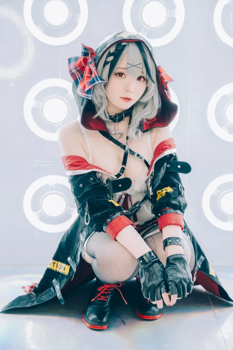 《Sakamata Chloe》｜霜月shimo · 16张写真