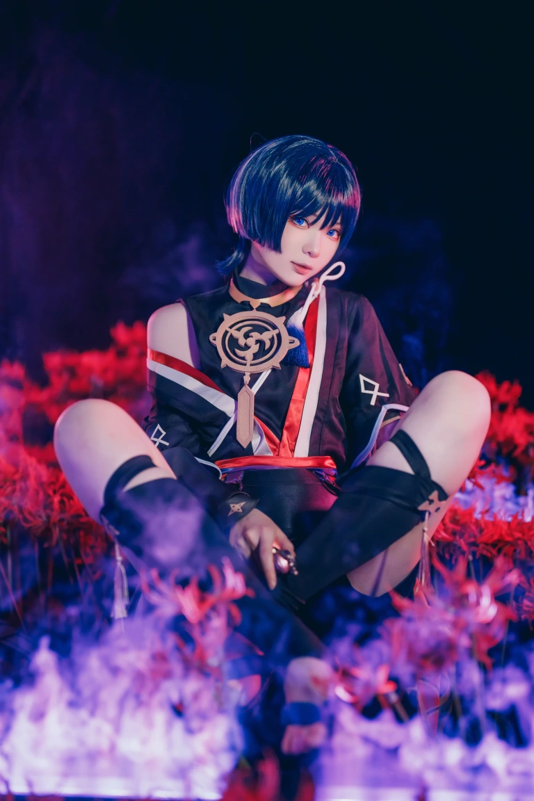 《Scaramouche》｜霜月shimo · 12张写真
