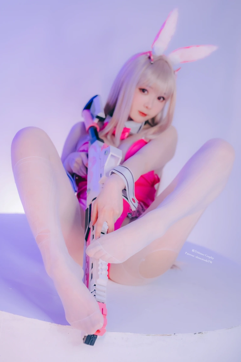 《NIKKE 妮姬 毒蛇兔女郎》｜霜月shimo · 25张写真