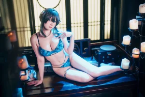 《阮梅》｜霜月shimo · 20张写真