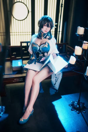 《阮梅》｜霜月shimo · 20张写真
