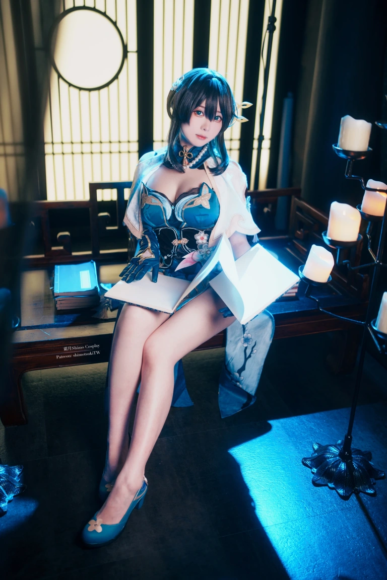 《阮梅》｜霜月shimo · 20张写真