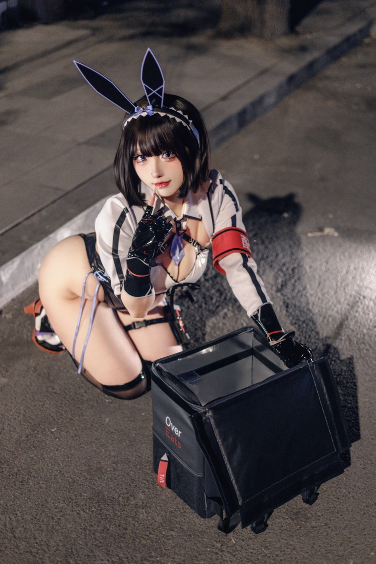 《外卖兔女郎》｜soso嗖嗖 · 17张写真