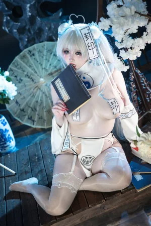 《魔化小师妹》｜soso嗖嗖 · 34张写真