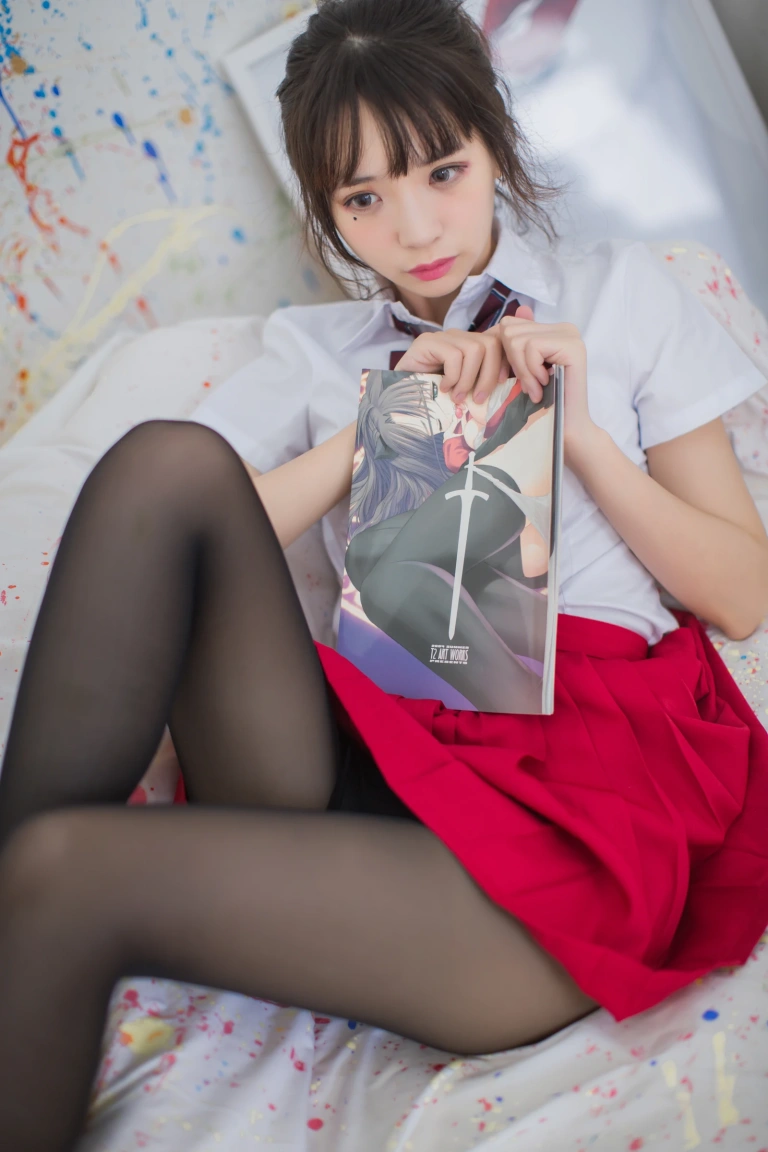 《VOL.01 制服写真集 画室JK》｜疯猫ss · 23张写真