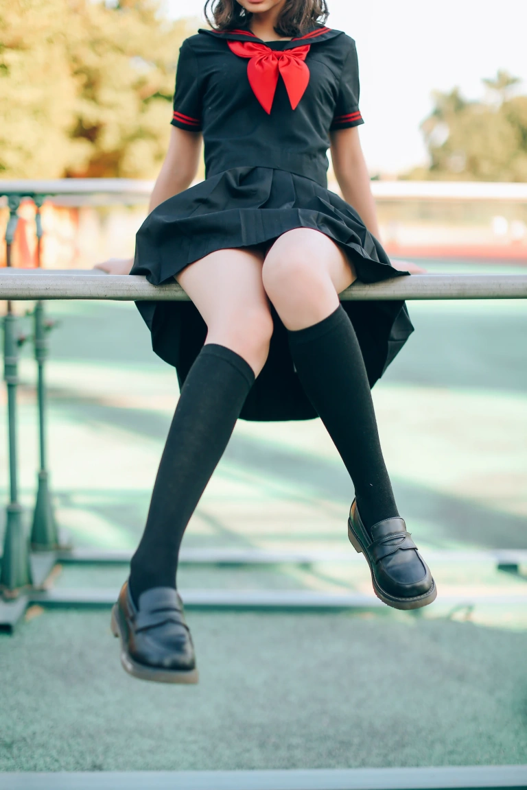 《VOL.01 制服写真集 室外JK》｜疯猫ss · 18张写真