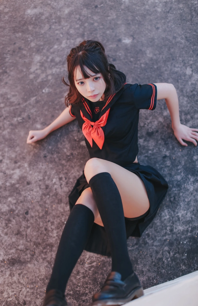 《VOL.01 制服写真集 室外JK》｜疯猫ss · 18张写真
