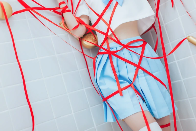 《VOL.01 制服写真集 浴室JK》｜疯猫ss · 21张写真