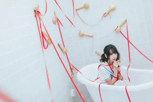 《VOL.01 制服写真集 浴室JK》｜疯猫ss · 21张写真