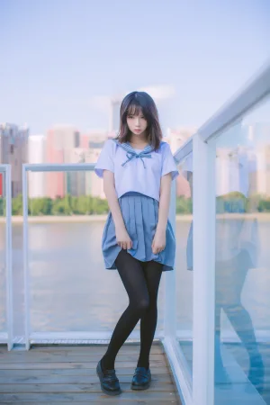 《VOL.02 制服写真集 海边》｜疯猫ss · 15张写真