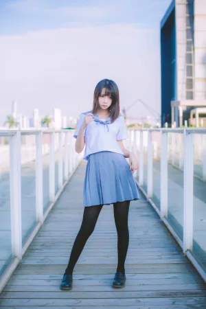 《VOL.02 制服写真集 海边》｜疯猫ss · 15张写真