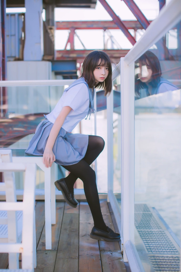 《VOL.02 制服写真集 海边》｜疯猫ss · 15张写真