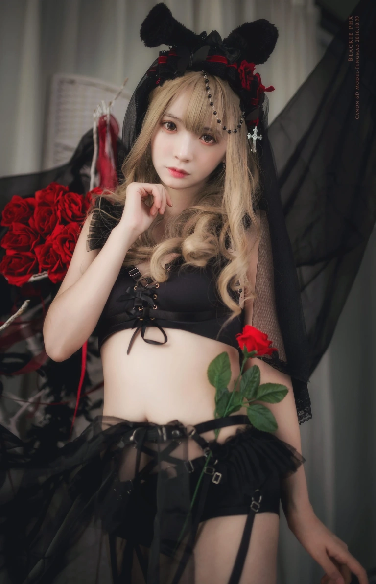 《VOL.03 黑丝写真集 黑色玫瑰》｜疯猫ss · 20张写真