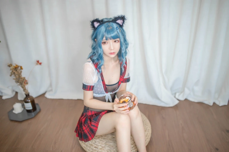《VOL.05 个人写真集 蓝发》｜疯猫ss · 26张写真