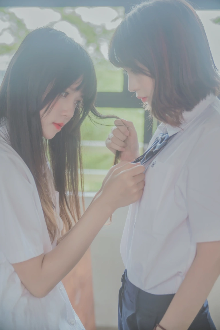 《JK百合1》｜疯猫ss&桜桃喵 · 43张写真