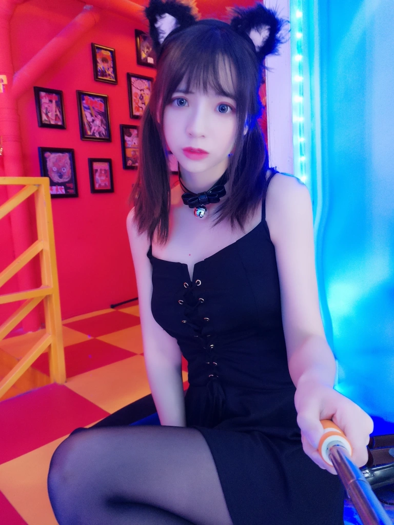 《50万粉丝福利》｜疯猫ss · 50张写真