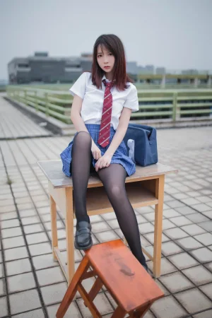《天台JK》｜疯猫ss · 30张写真