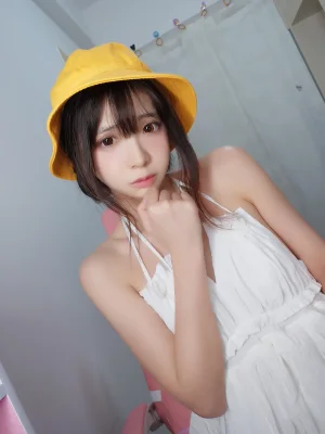 《小黄帽》｜疯猫ss · 9张写真