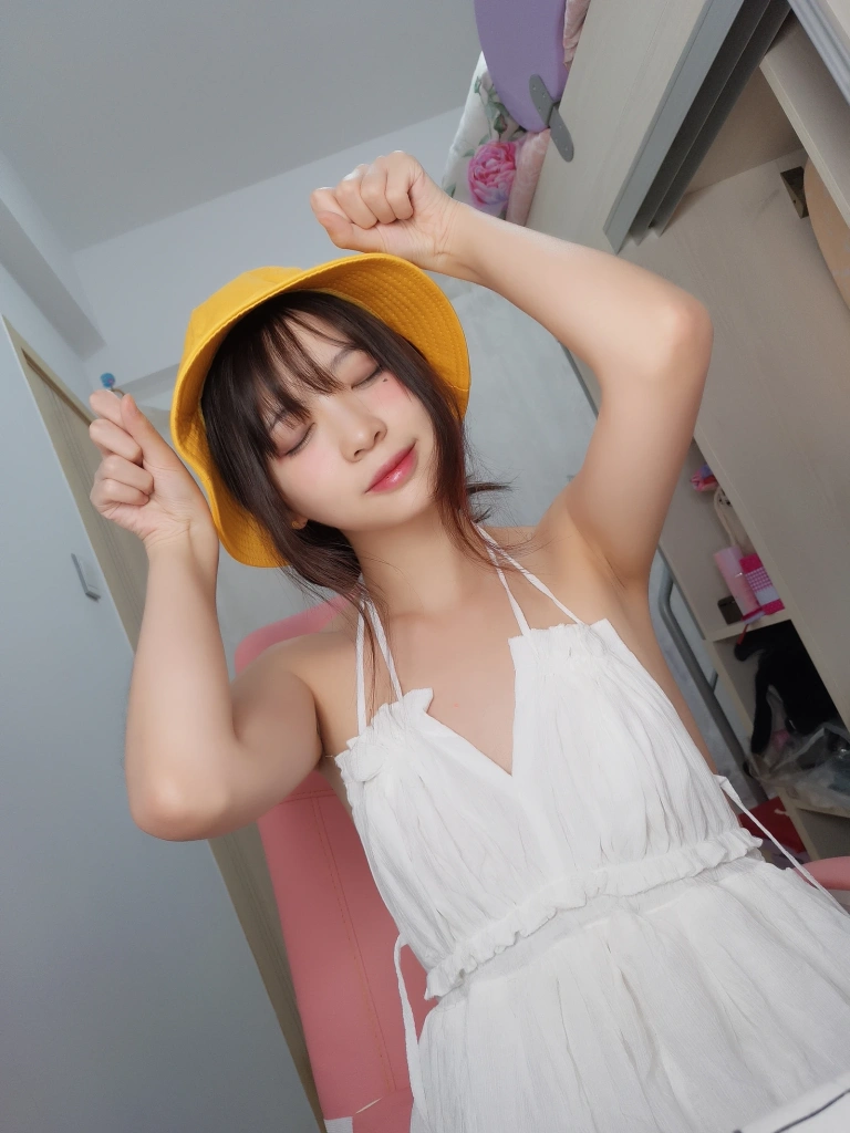《小黄帽》｜疯猫ss · 9张写真