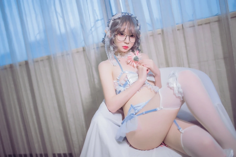《蓝色精灵》｜疯猫ss · 30张写真