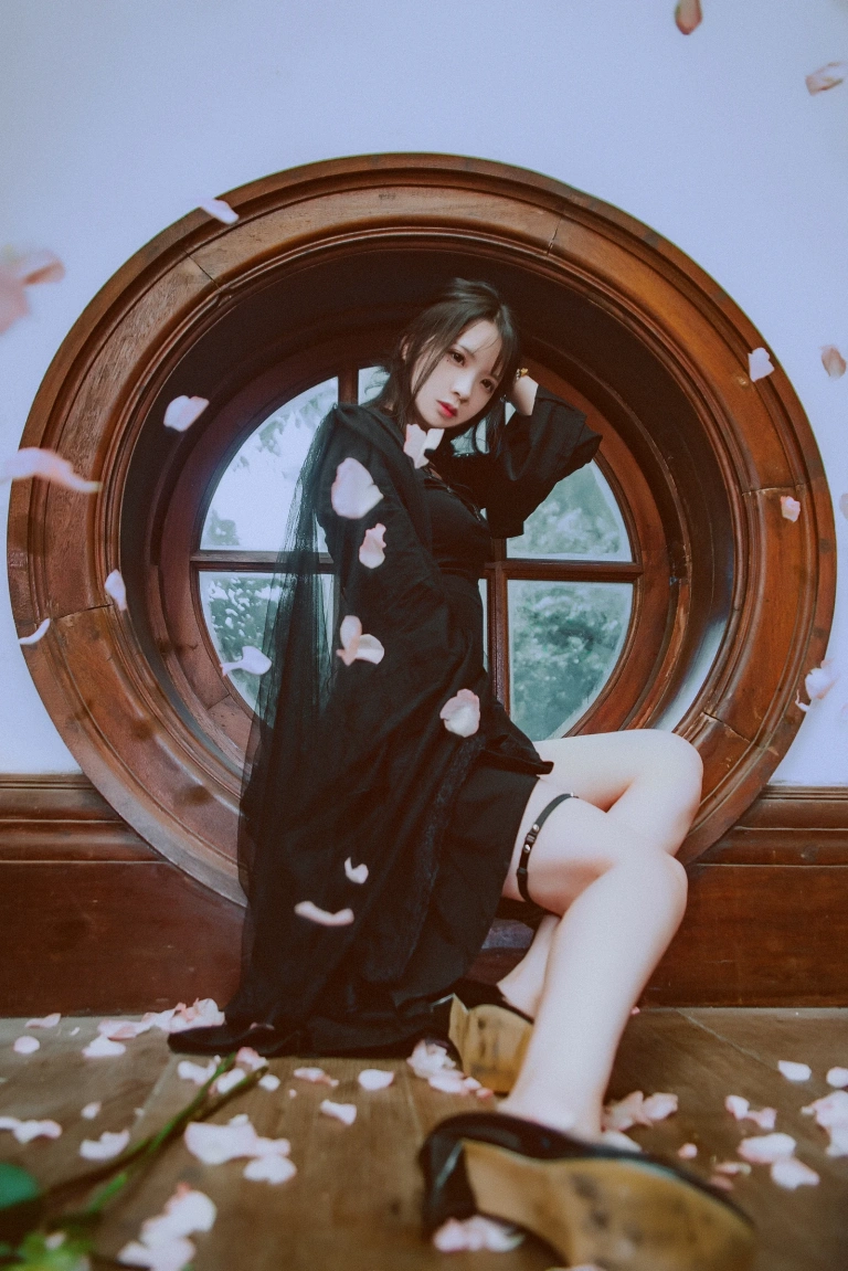 《沙面》｜疯猫ss · 20张写真
