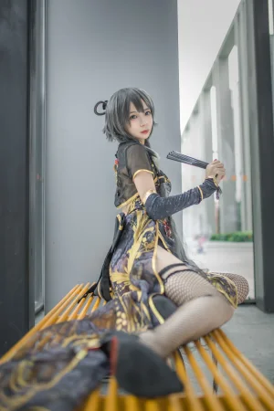 《洛天依》｜疯猫ss · 10张写真