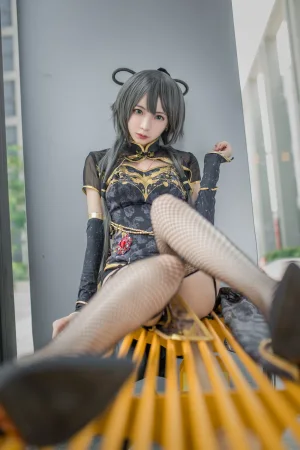 《洛天依》｜疯猫ss · 10张写真