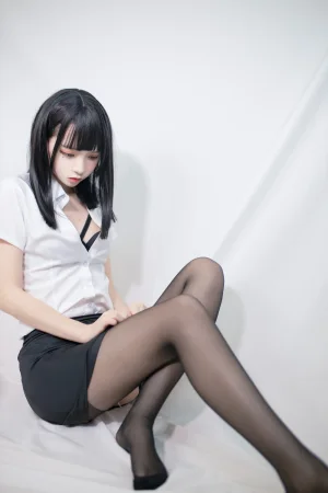 《职业装3 OL定制》｜疯猫ss · 40张写真