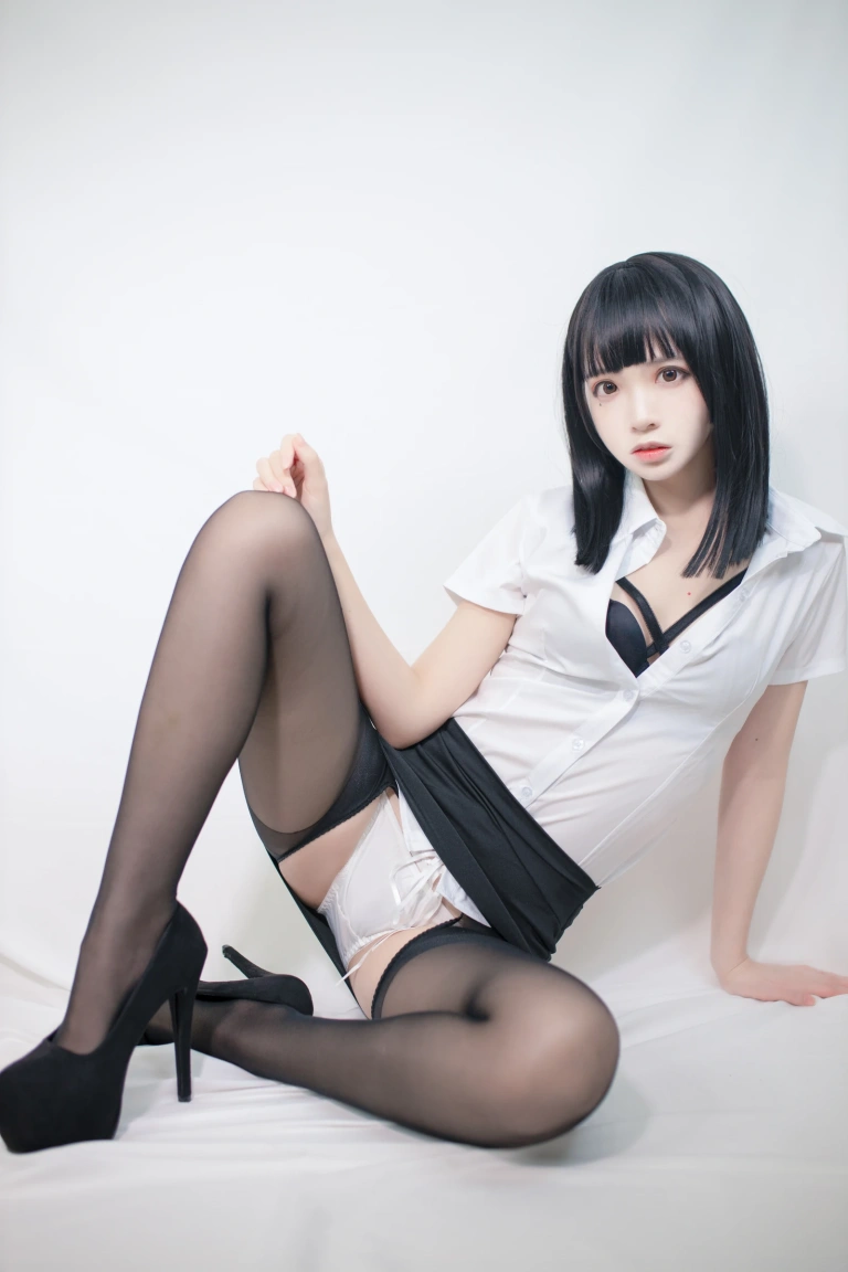 《职业装3 OL定制》｜疯猫ss · 40张写真