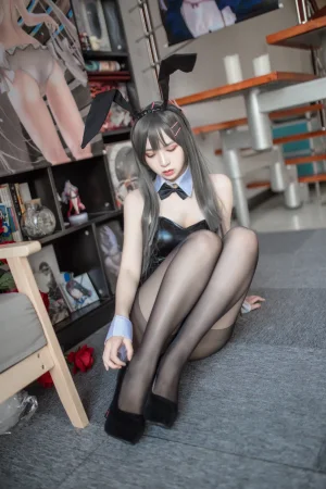 《麻衣学姐》｜疯猫ss · 14张写真