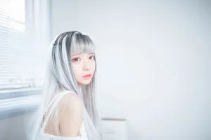 《透明白纱》｜疯猫ss · 32张写真