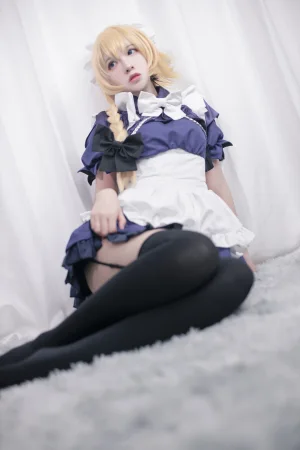 《贞德女仆》｜疯猫ss · 20张写真