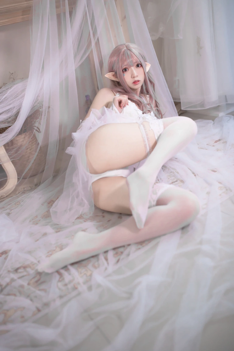 《纯白精灵》｜疯猫ss · 29张写真