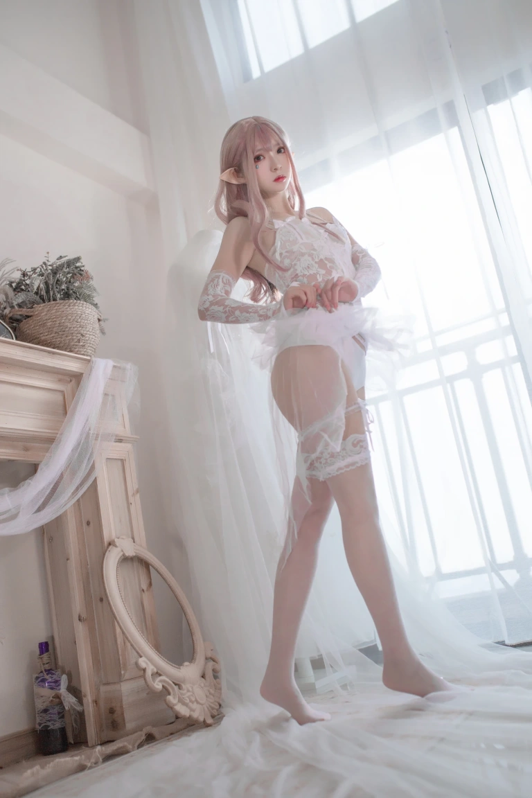 《纯白精灵》｜疯猫ss · 29张写真