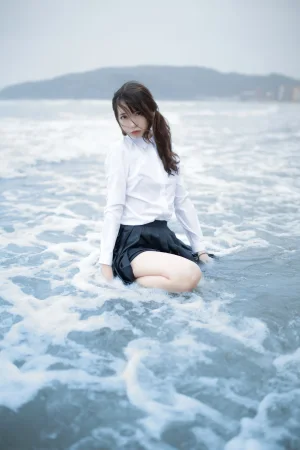 《眠海歌 海滩蓝色》｜疯猫ss · 28张写真