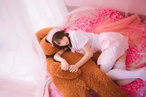 《丝袜狂想曲（粉）》｜疯猫ss · 54张写真