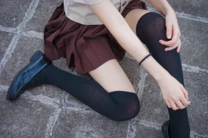 《丝袜狂想曲（伞）》｜疯猫ss · 42张写真