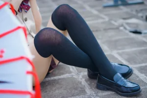 《丝袜狂想曲（伞）》｜疯猫ss · 42张写真