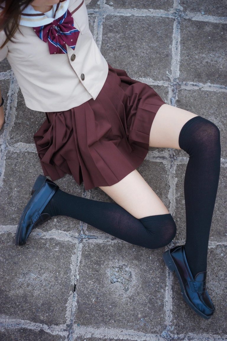 《丝袜狂想曲（伞）》｜疯猫ss · 42张写真
