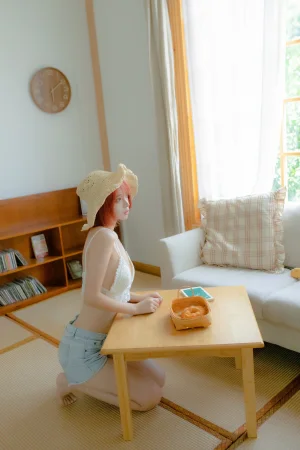 《草帽女孩 茶茶可爱风》｜疯猫ss · 30张写真