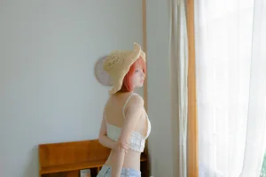 《草帽女孩 茶茶可爱风》｜疯猫ss · 30张写真