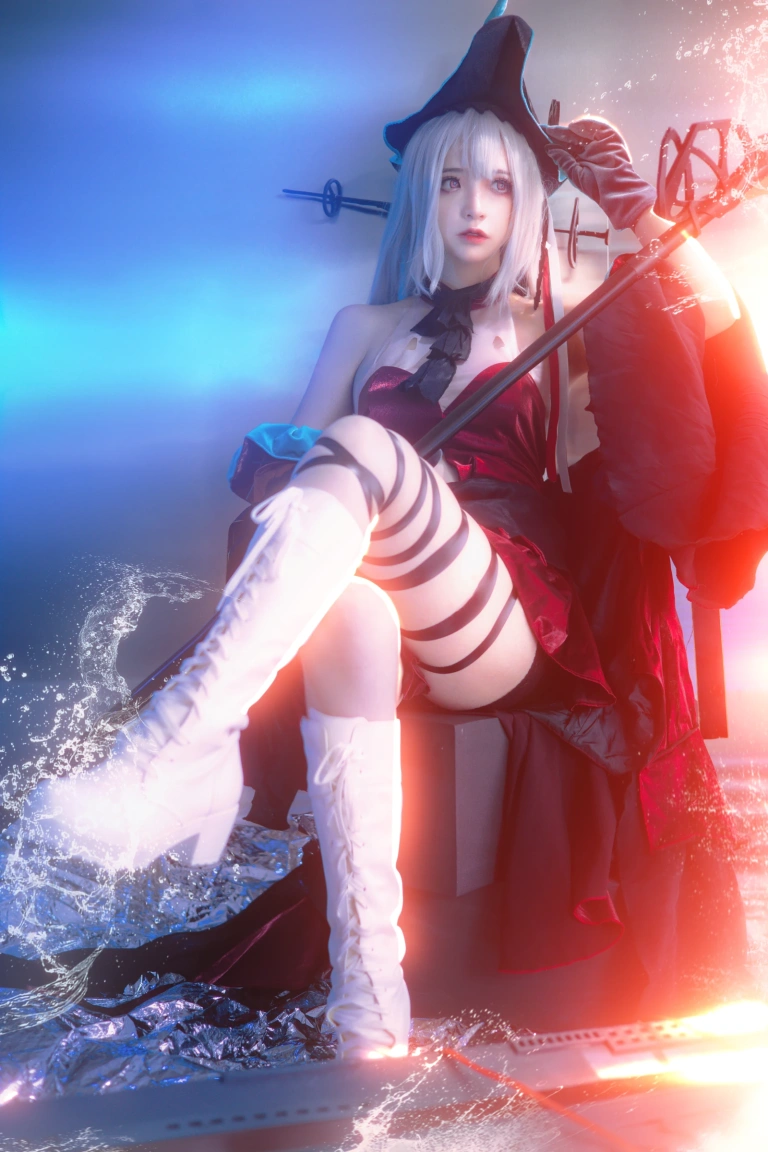《浊心斯卡蒂》｜疯猫ss · 18张写真