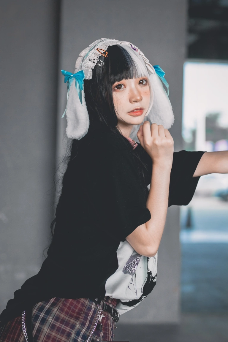 《雀斑少女》｜疯猫ss · 12张写真
