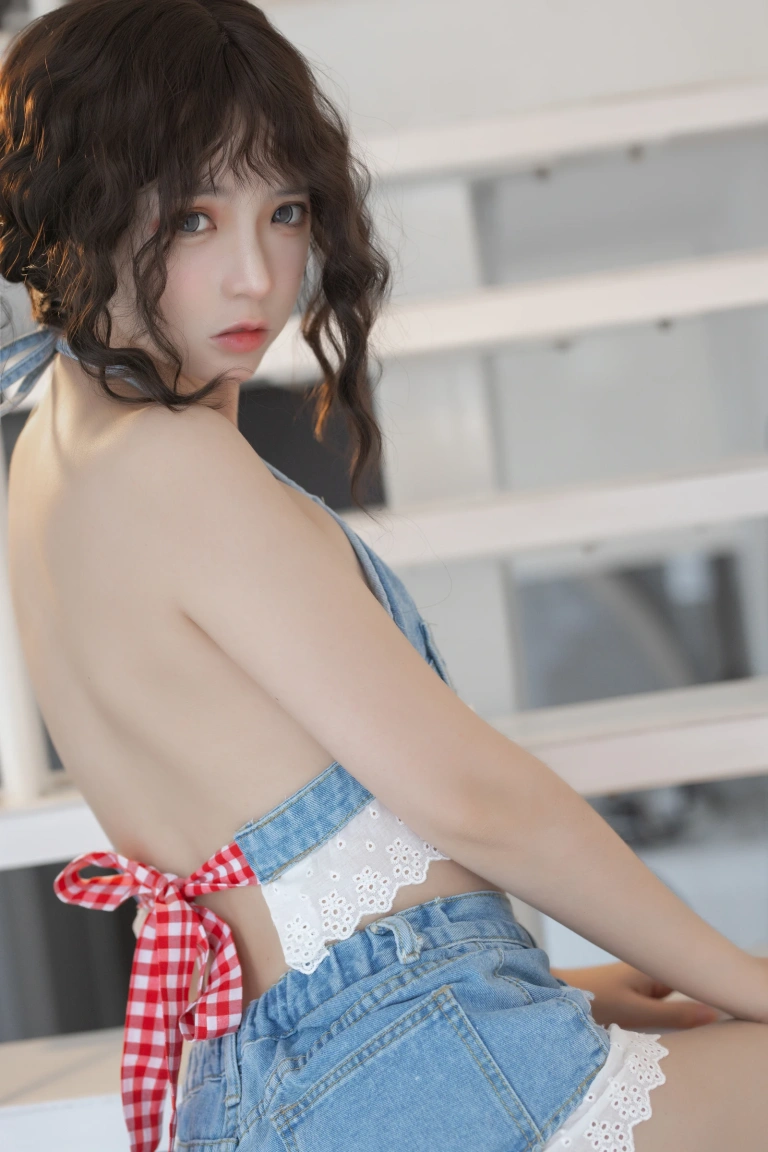 《2022 夏日限定A本 牛仔短裤》｜疯猫ss · 20张写真