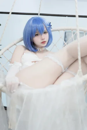 《2023年12月fantia订阅（5套）》｜疯猫ss · 45张写真