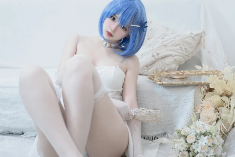 《2023年12月fantia订阅（5套）》｜疯猫ss · 45张写真