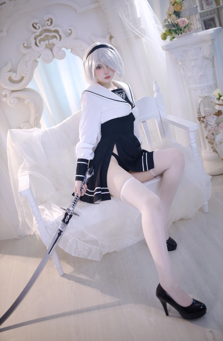 《2b》｜疯猫ss · 53张写真